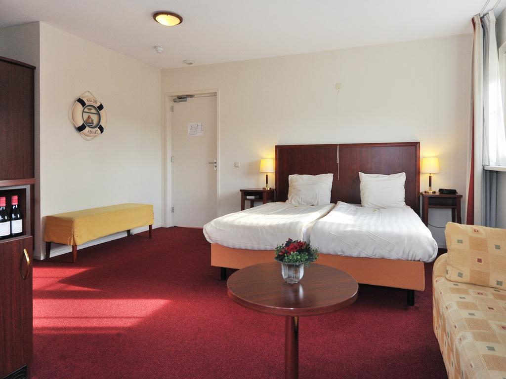 De Brabantse Biesbosch Hotel Werkendam ภายนอก รูปภาพ