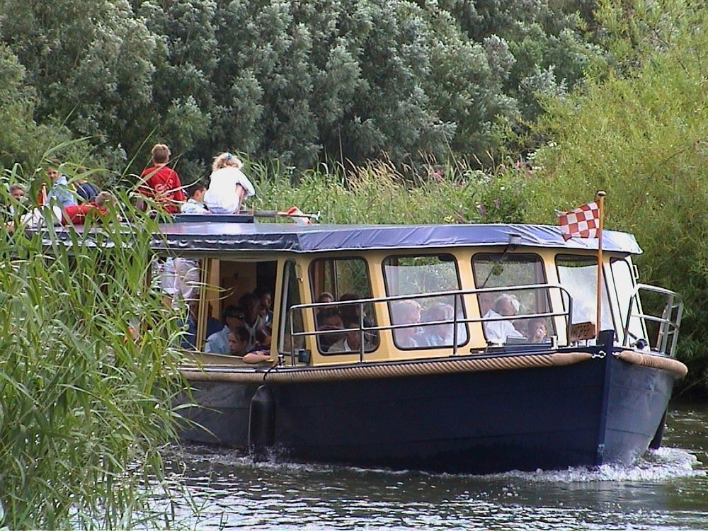 De Brabantse Biesbosch Hotel Werkendam ภายนอก รูปภาพ