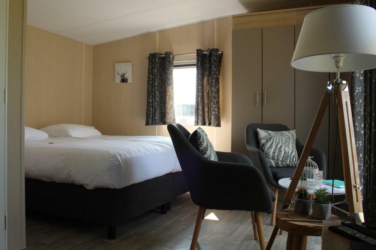 De Brabantse Biesbosch Hotel Werkendam ภายนอก รูปภาพ