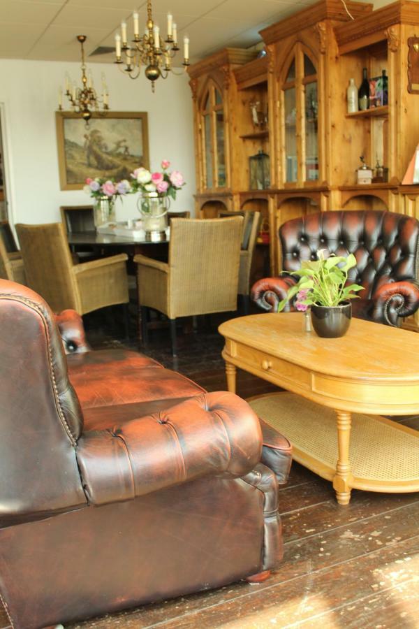 De Brabantse Biesbosch Hotel Werkendam ภายนอก รูปภาพ