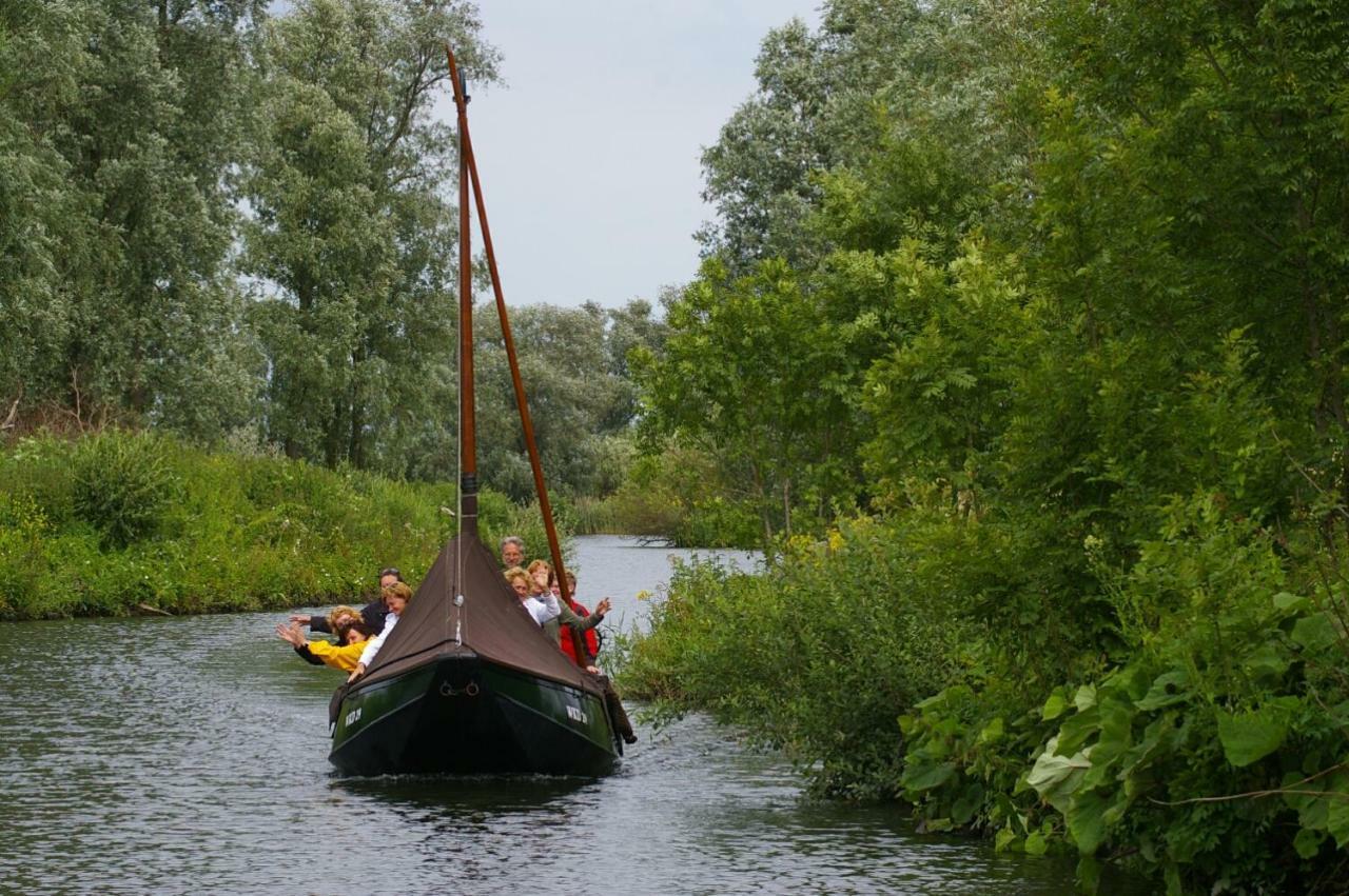 De Brabantse Biesbosch Hotel Werkendam ภายนอก รูปภาพ